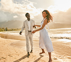 A Walk Down the Isle: Your Perfect Beach Wedding Look