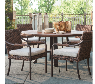 Tommy Bahama outdoor dining set